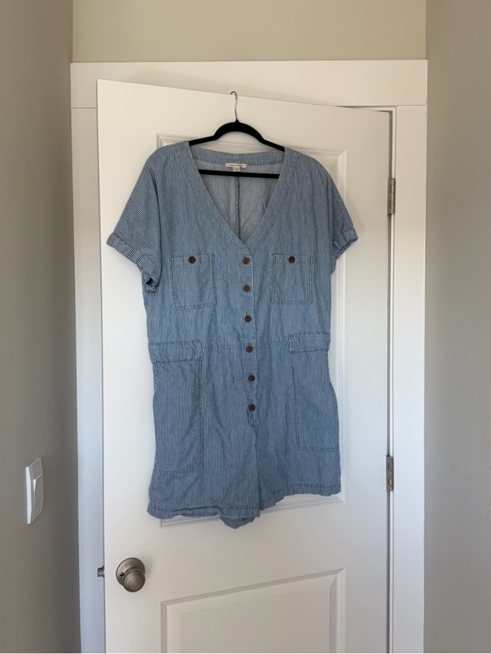 American Eagle Boho Utility Pin Strip Denim Romper Cotton size XL - Picture 2 of 5